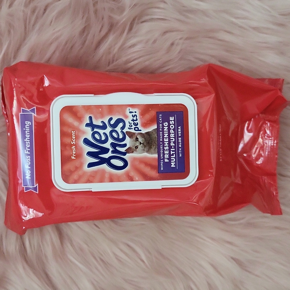Brand New WET ONES FRESHENING MULTI-PURPOSE WIPES FOR CATS